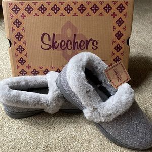 Sketchers Women’s cozy Lite Sweet Walk Slip-on shoes